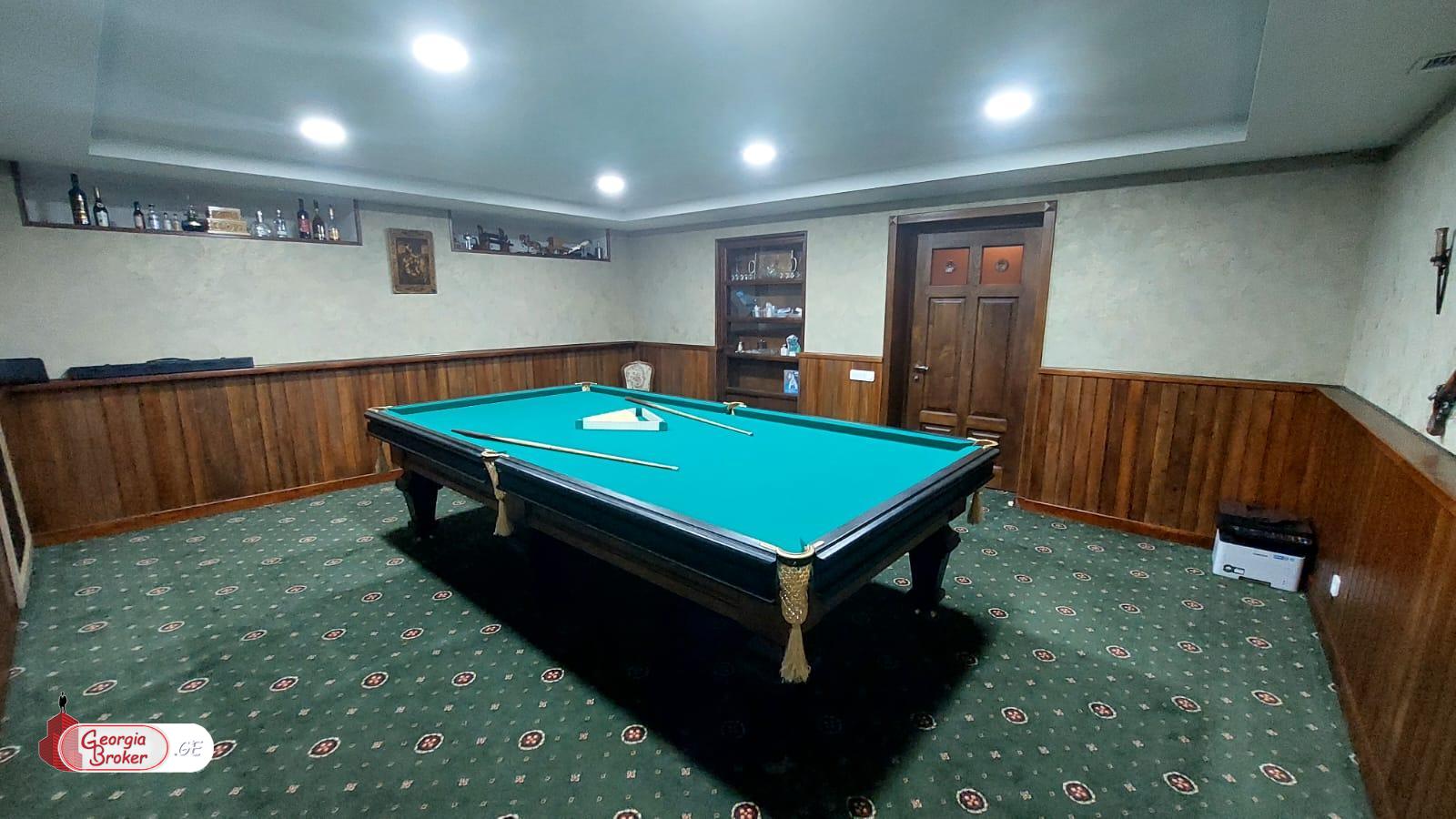 nearly repaired office space for rent