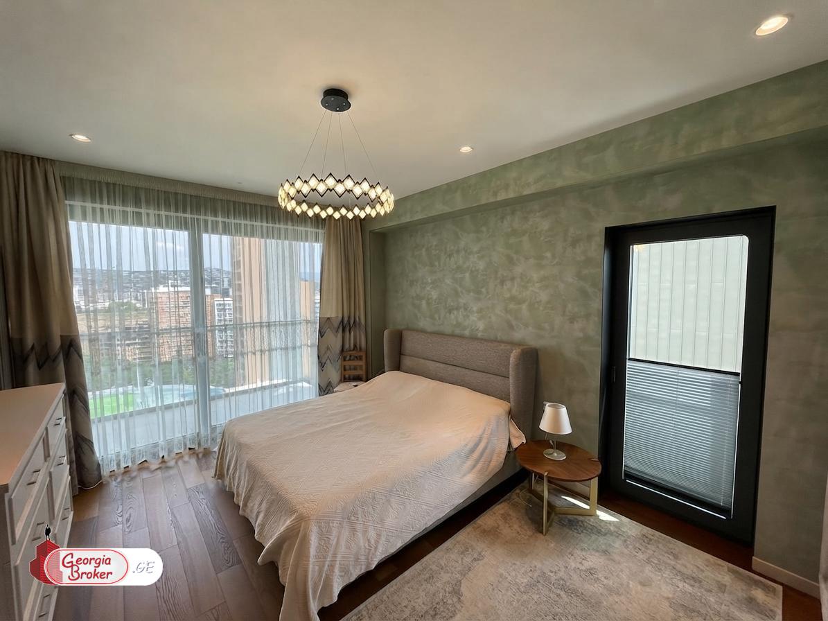 nearly repaired 5-room apartment for sale