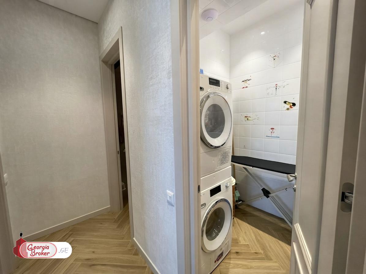 nearly repaired 5-room apartment for sale
