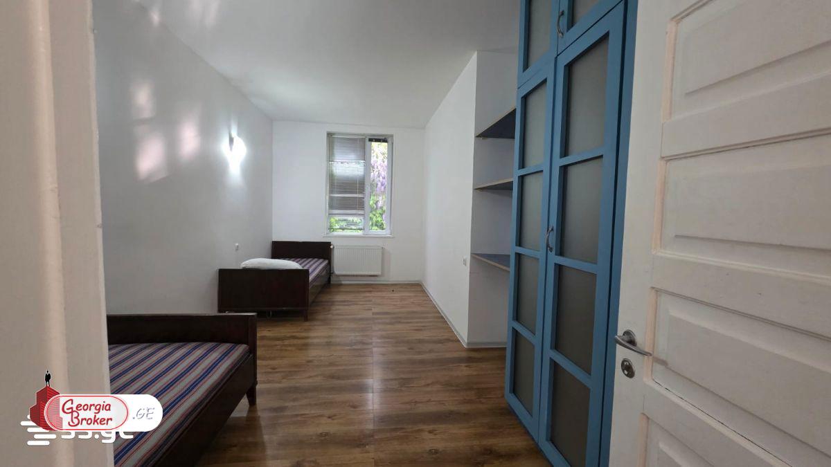 nearly repaired 7-room house for sale