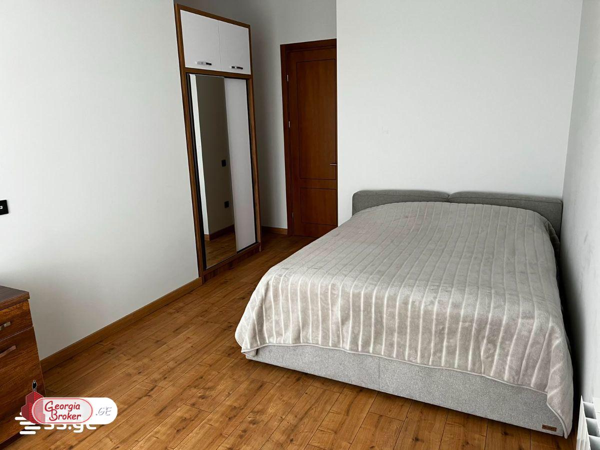 nearly repaired 6-room house for sale