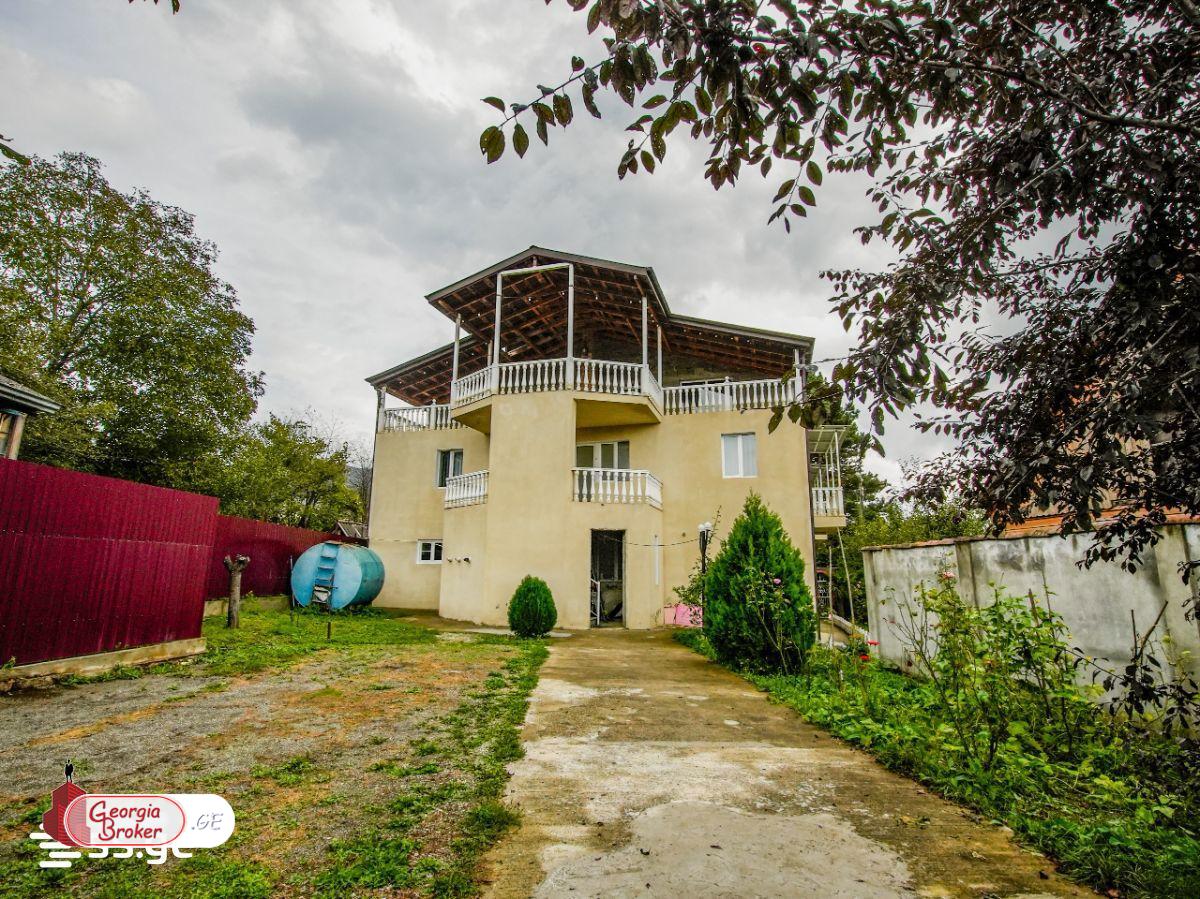 იყიდება ახალი გარემონტებული 9 ნომრიანი სასტუმრო სიონის ტბასთან
