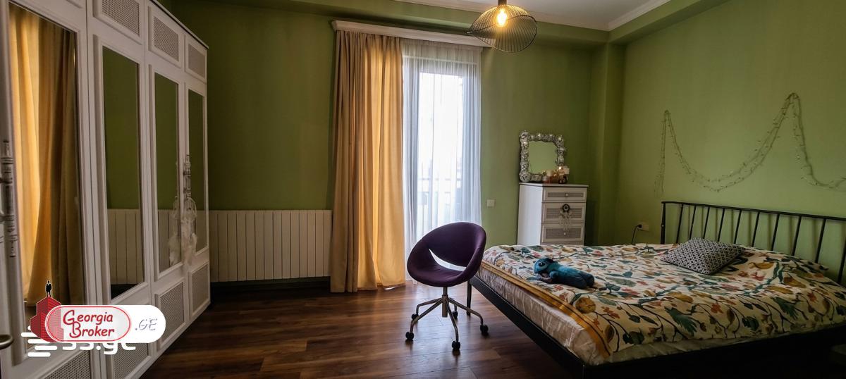 nearly repaired 6-room house for sale