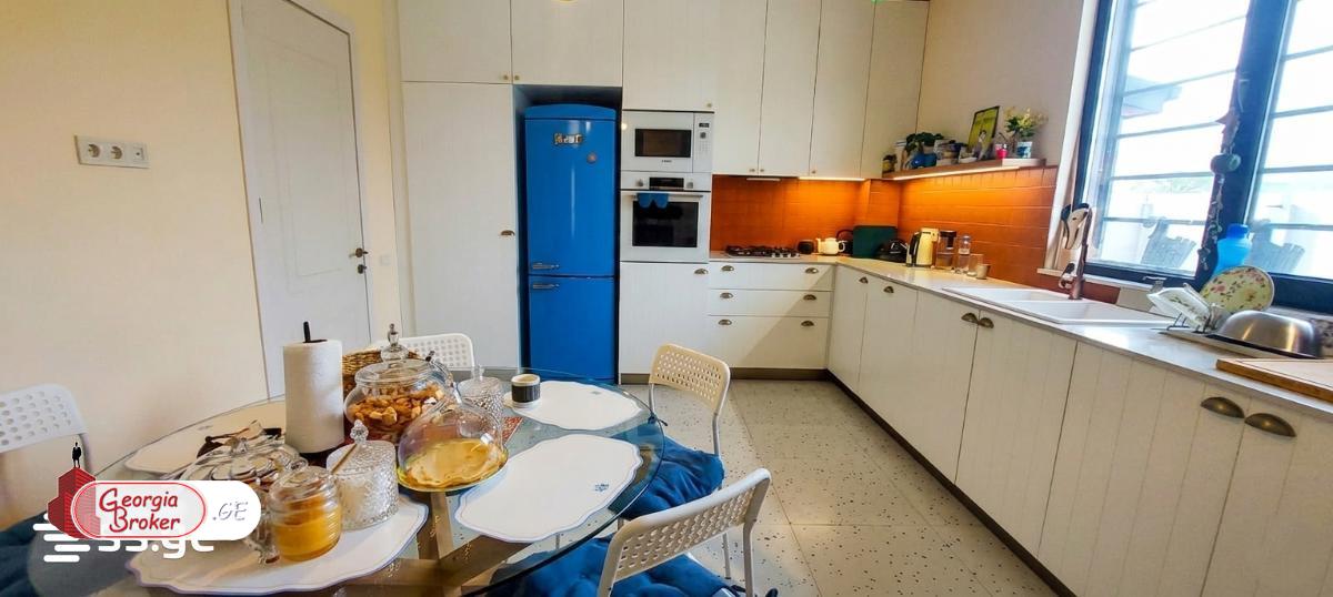 nearly repaired 6-room house for sale