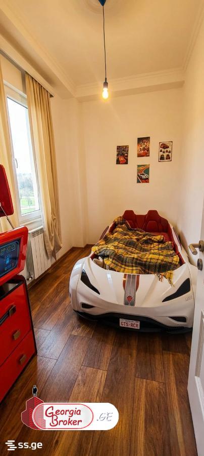 nearly repaired 6-room house for sale