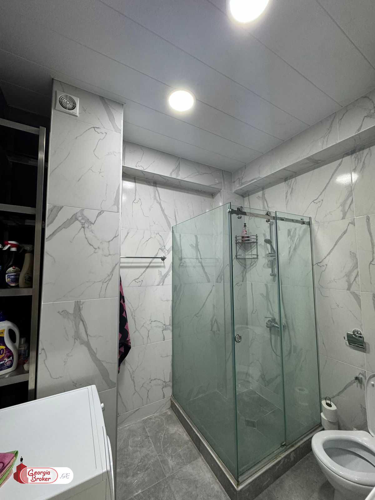 продается квартира с новым ремонтом 3-комнаты