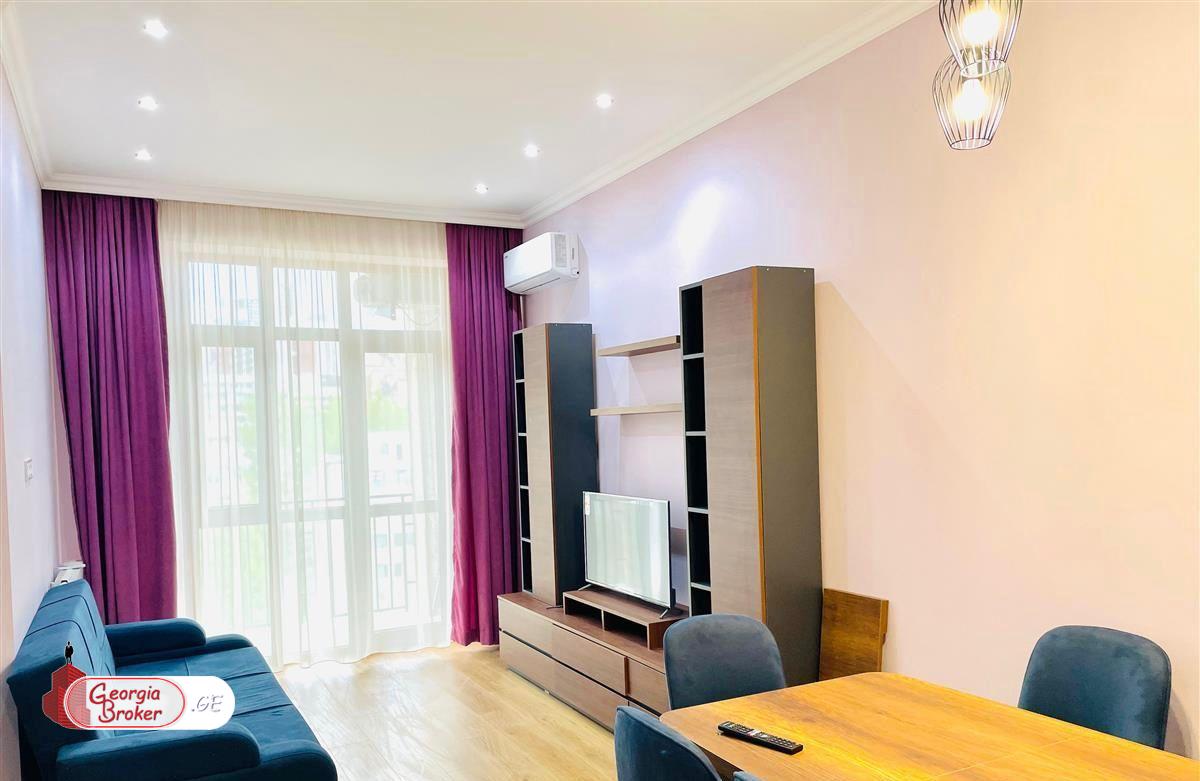 nearly repaired 2-room apartment for rent