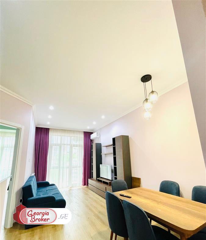 nearly repaired 2-room apartment for rent