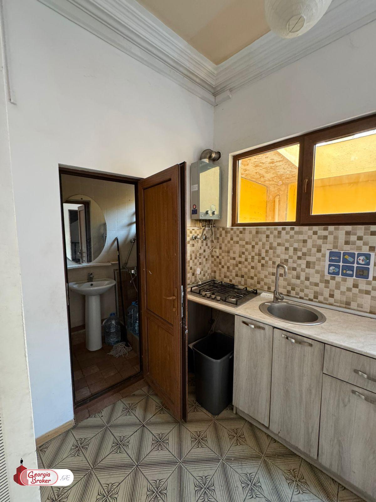 ქირავდება სარემონტო საოფისე ფართი