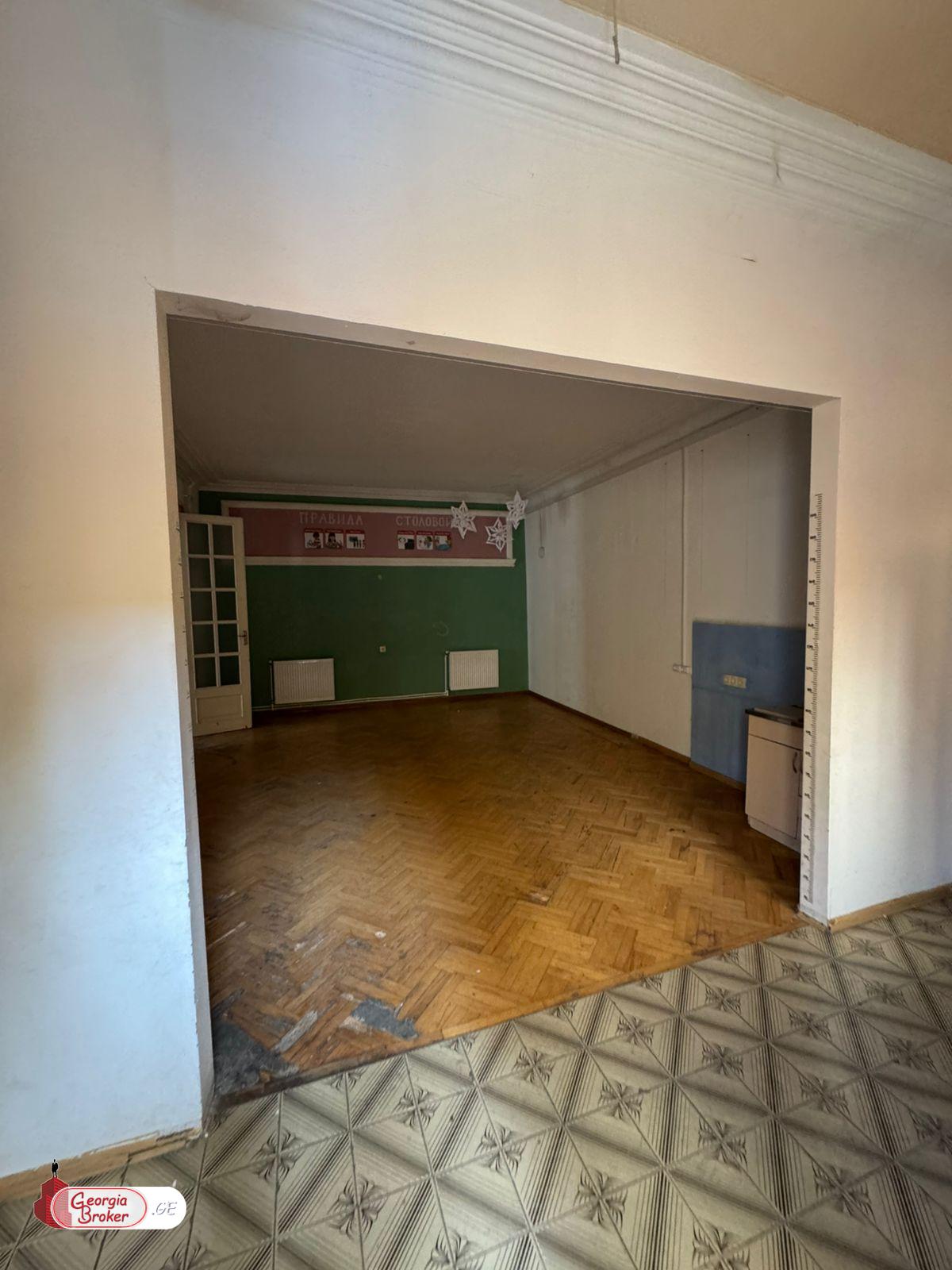 ქირავდება სარემონტო საოფისე ფართი