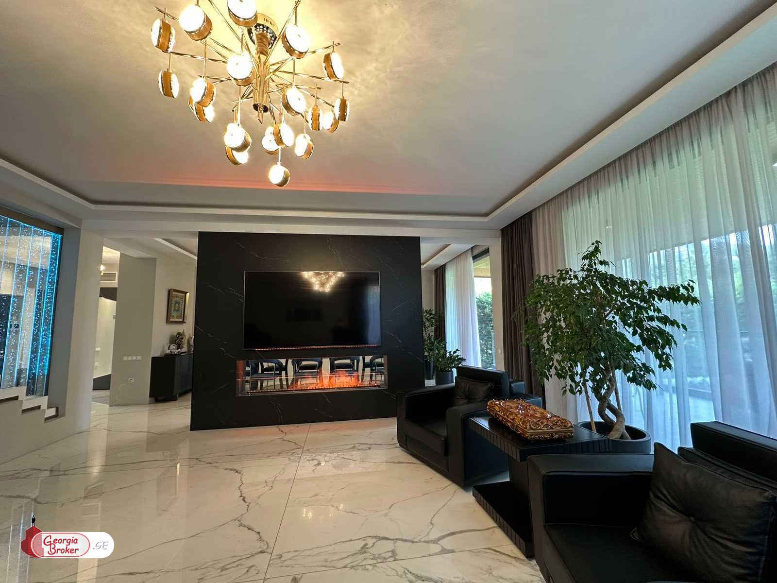 nearly repaired 11-room house for sale