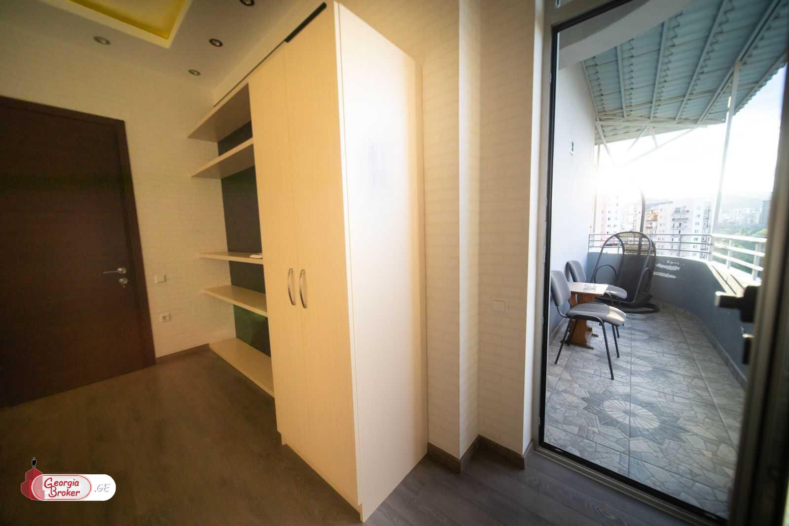 nearly repaired 5-room apartment for sale