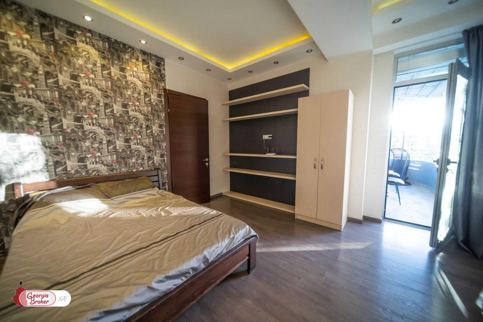 nearly repaired 5-room apartment for sale