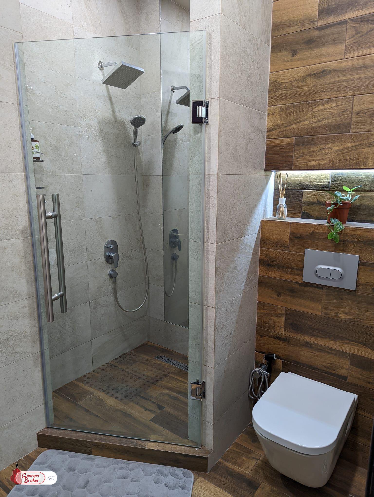 იყიდება ახალი გარემონტებული 3 ოთახიანი ბინა