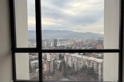 იყიდება ახალი გარემონტებული 4 ოთახიანი ბინა