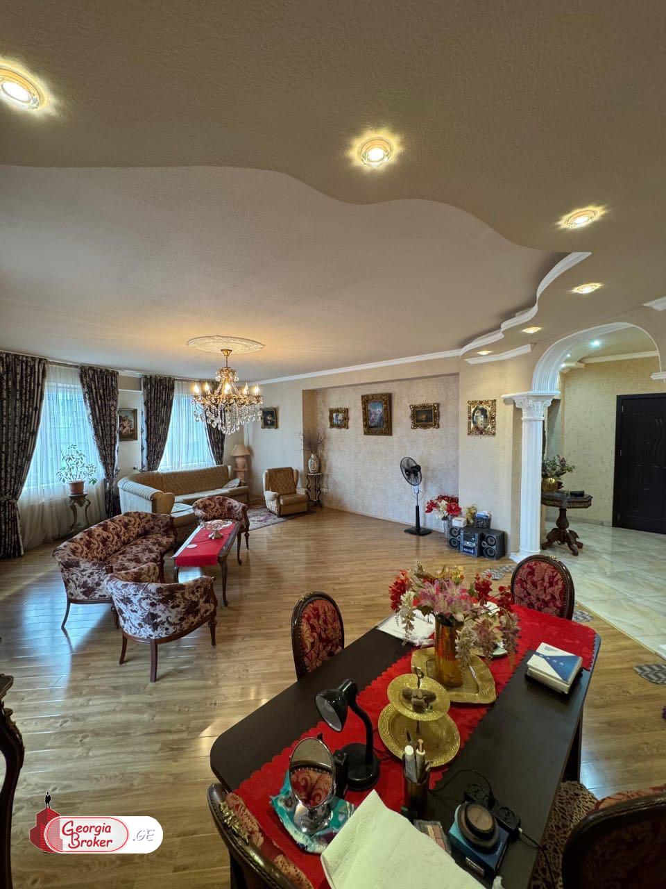 nearly repaired 3-room apartment for sale