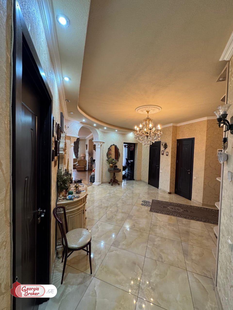 nearly repaired 3-room apartment for sale