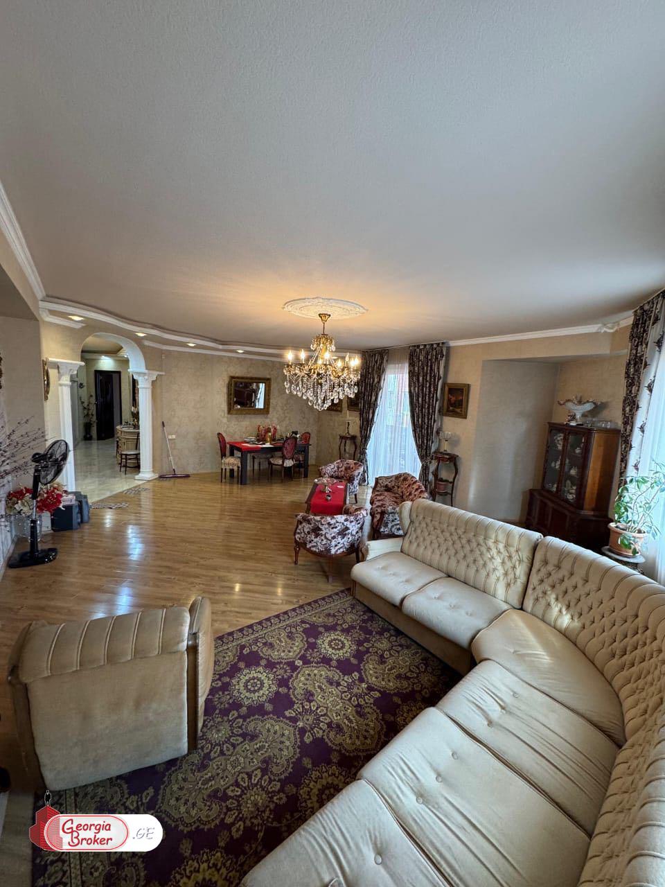 nearly repaired 3-room apartment for sale