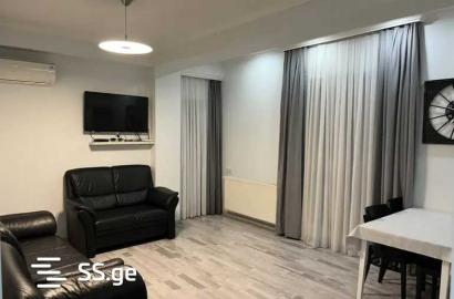 იყიდება ახალი გარემონტებული 3 ოთახიანი ბინა