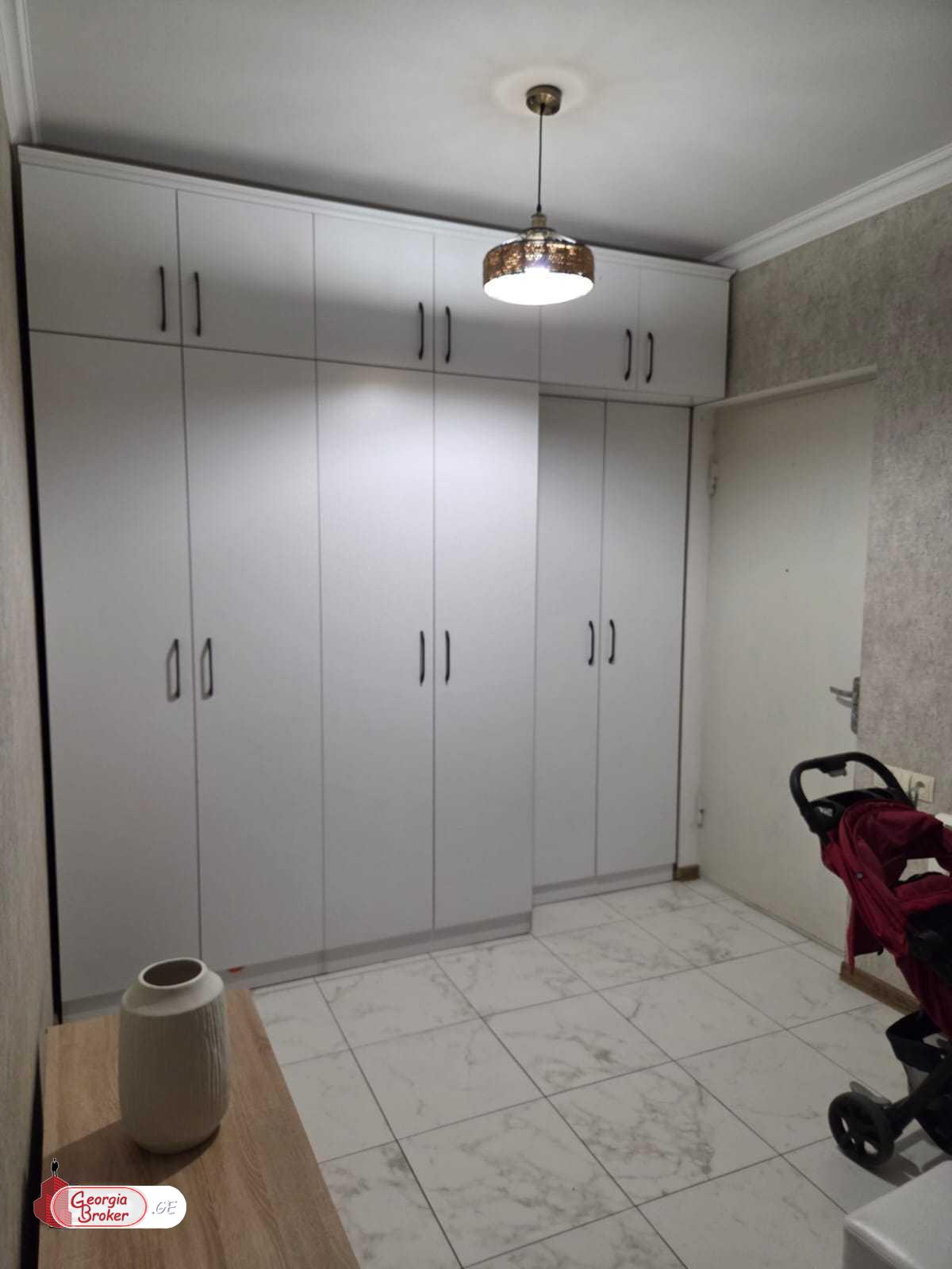 nearly repaired 4-room apartment for sale