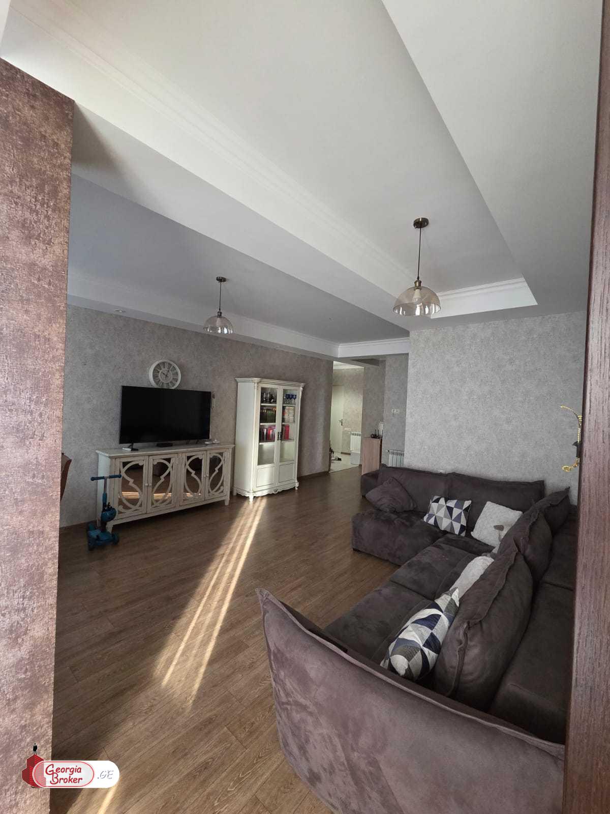 nearly repaired 4-room apartment for sale