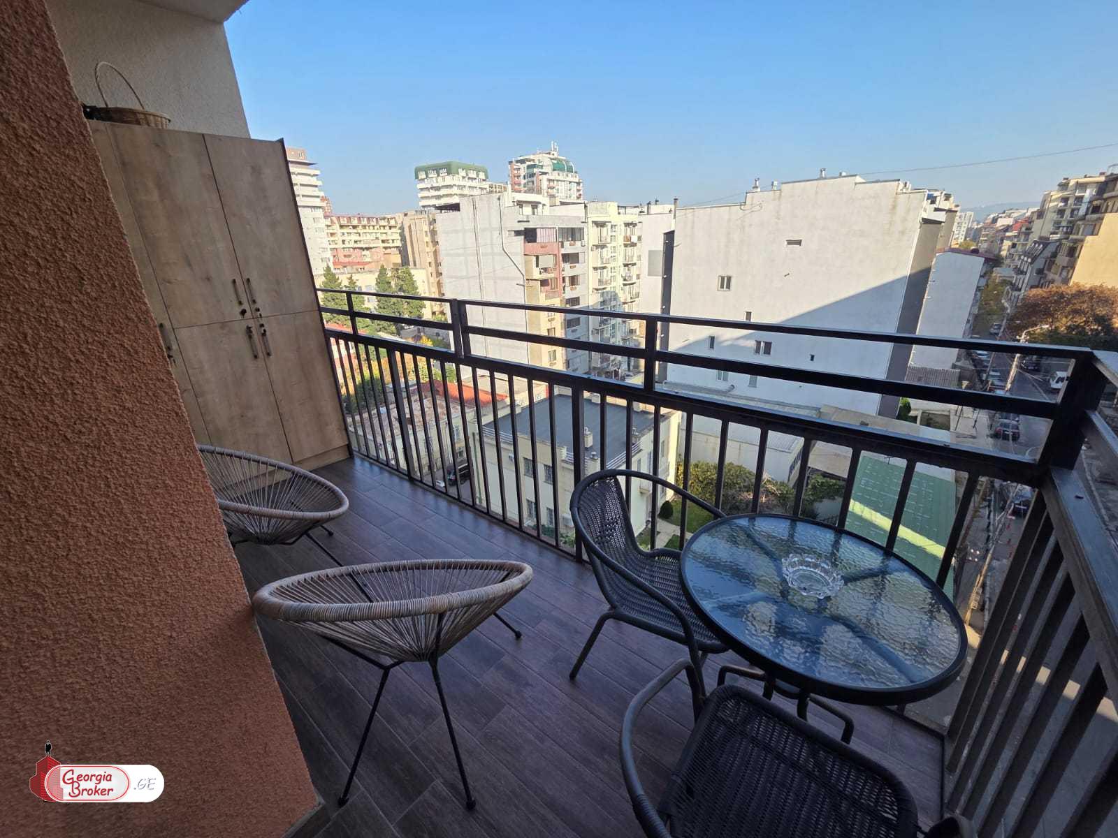 nearly repaired 4-room apartment for sale