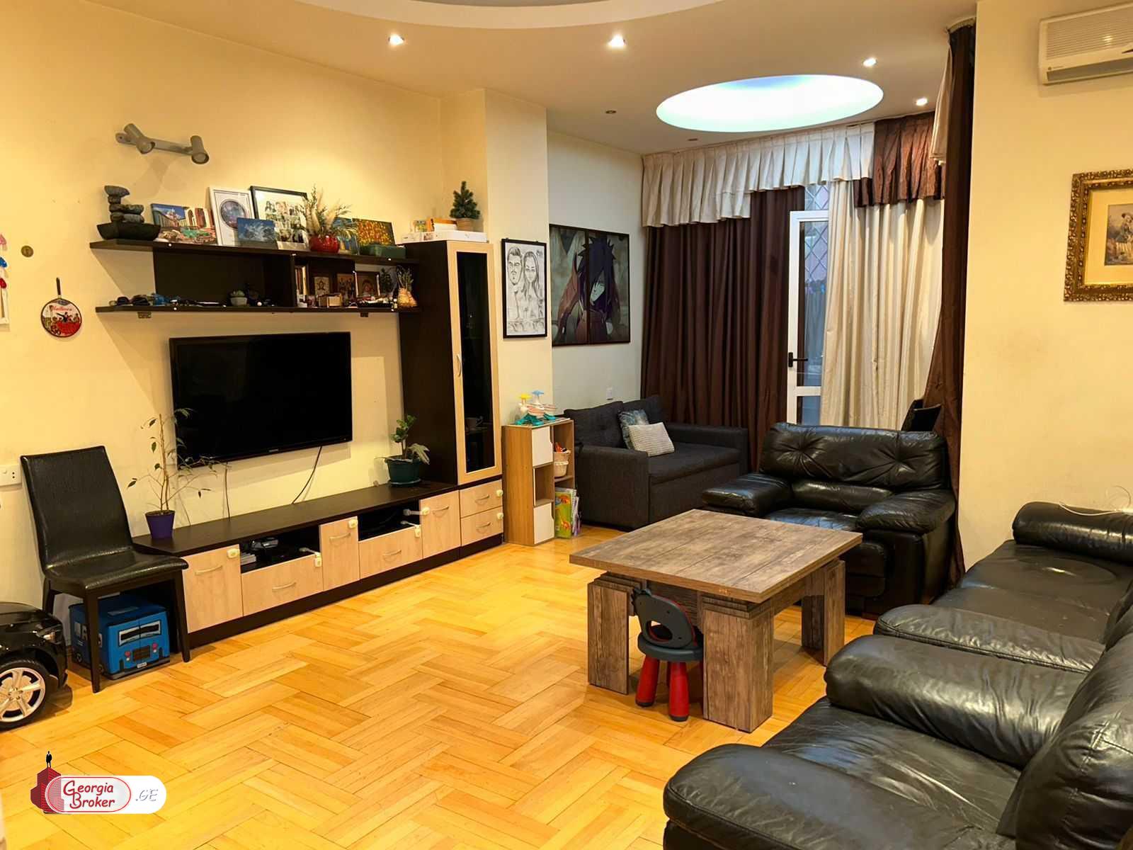 nearly repaired 2-room apartment for sale