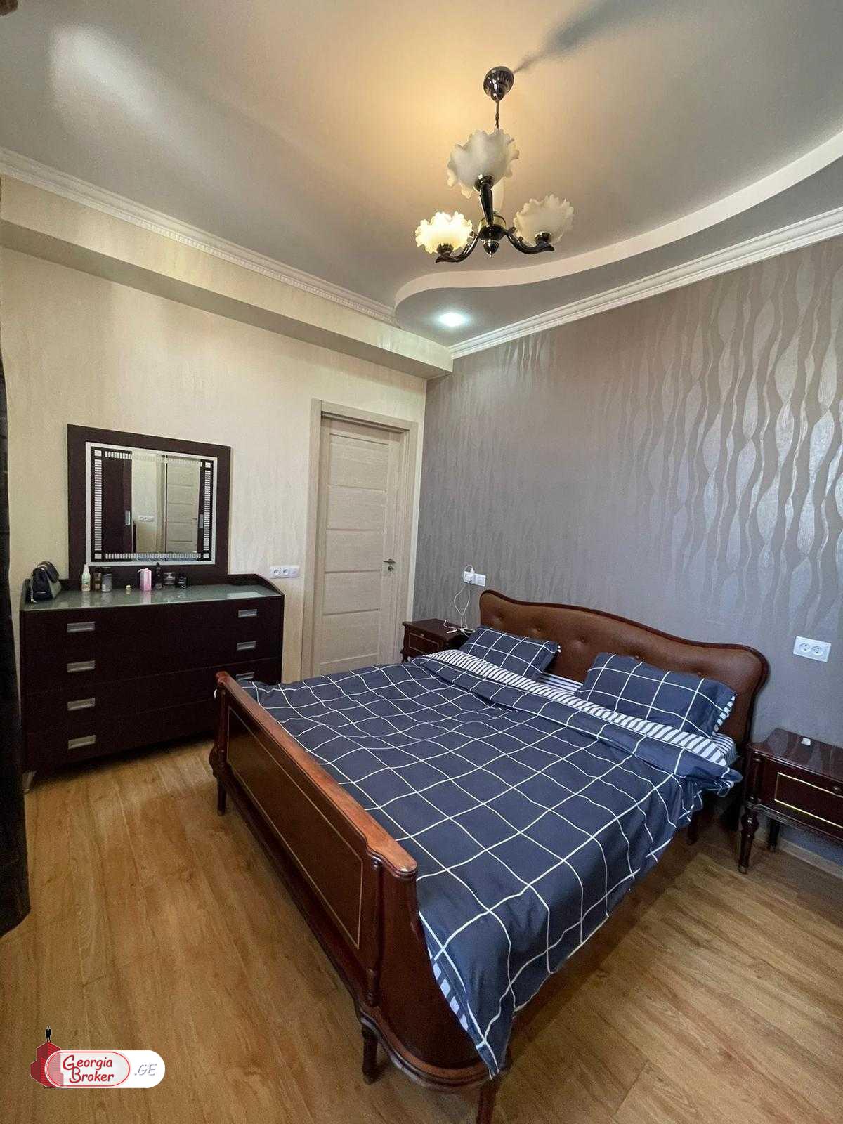 იყიდება ახალი გარემონტებული 3 ოთახიანი ბინა