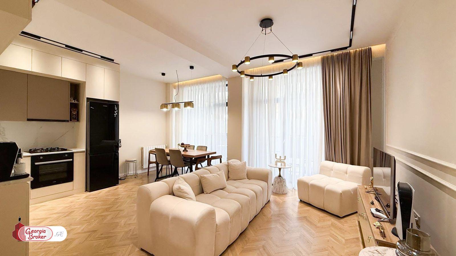 продается квартира с новым ремонтом 3-комнаты