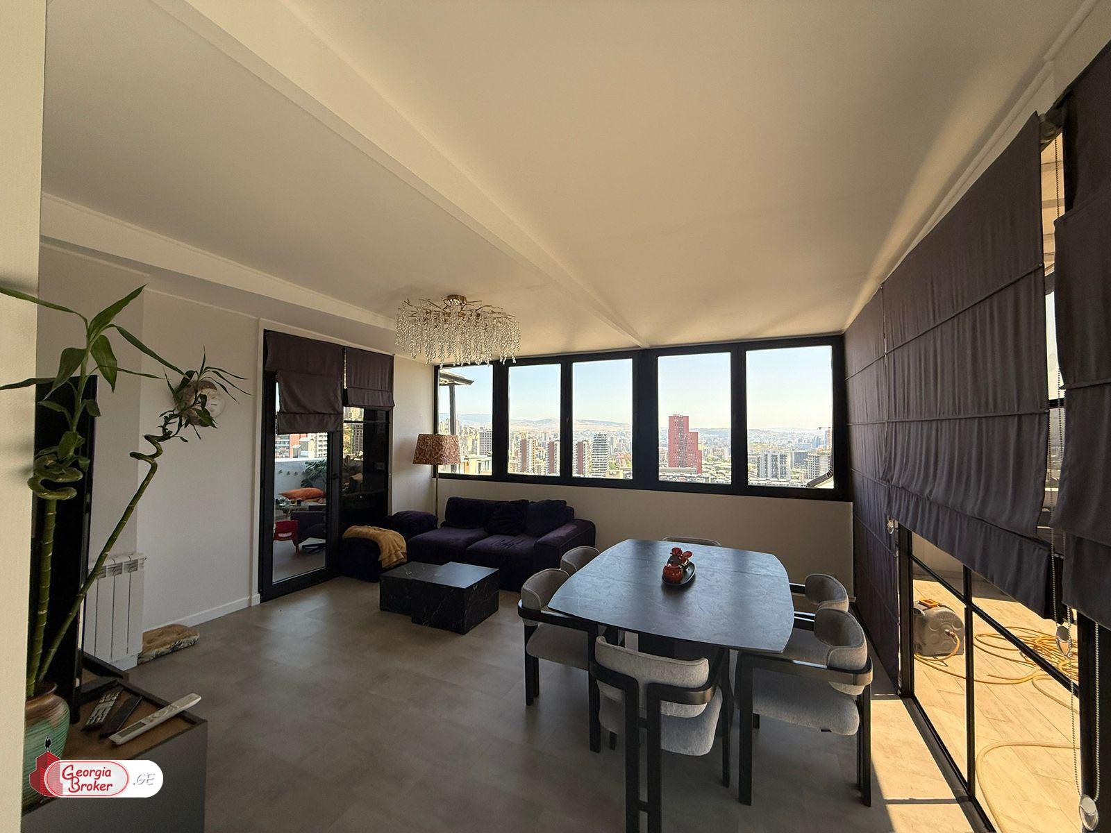 nearly repaired 6-room apartment for sale