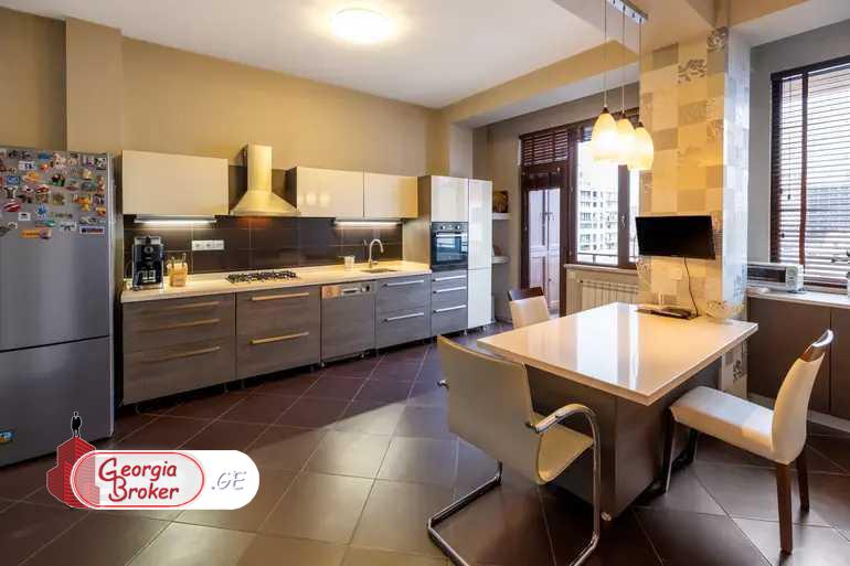 nearly repaired 7-room apartment for sale