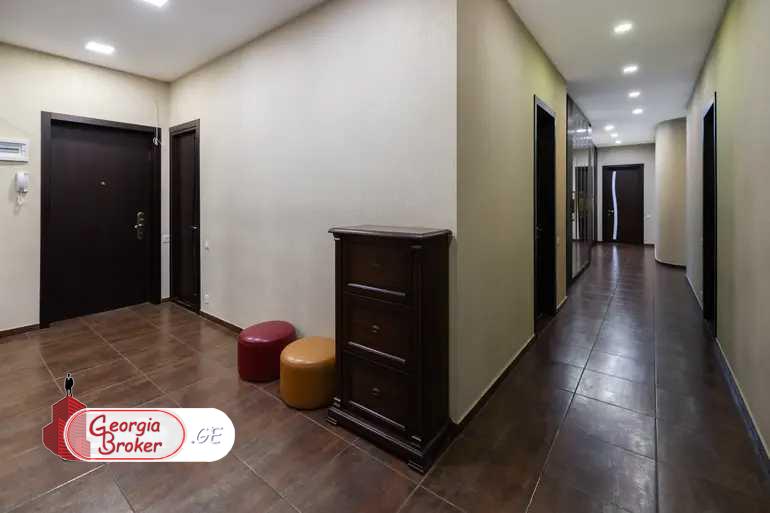 nearly repaired 7-room apartment for sale