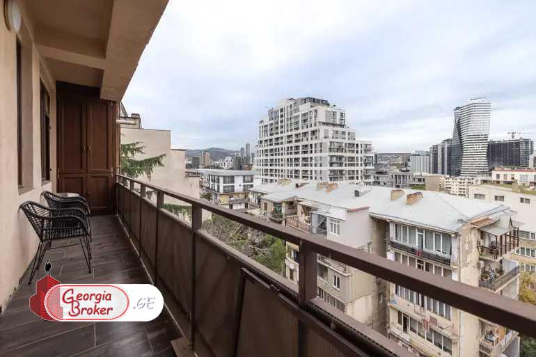 nearly repaired 7-room apartment for sale