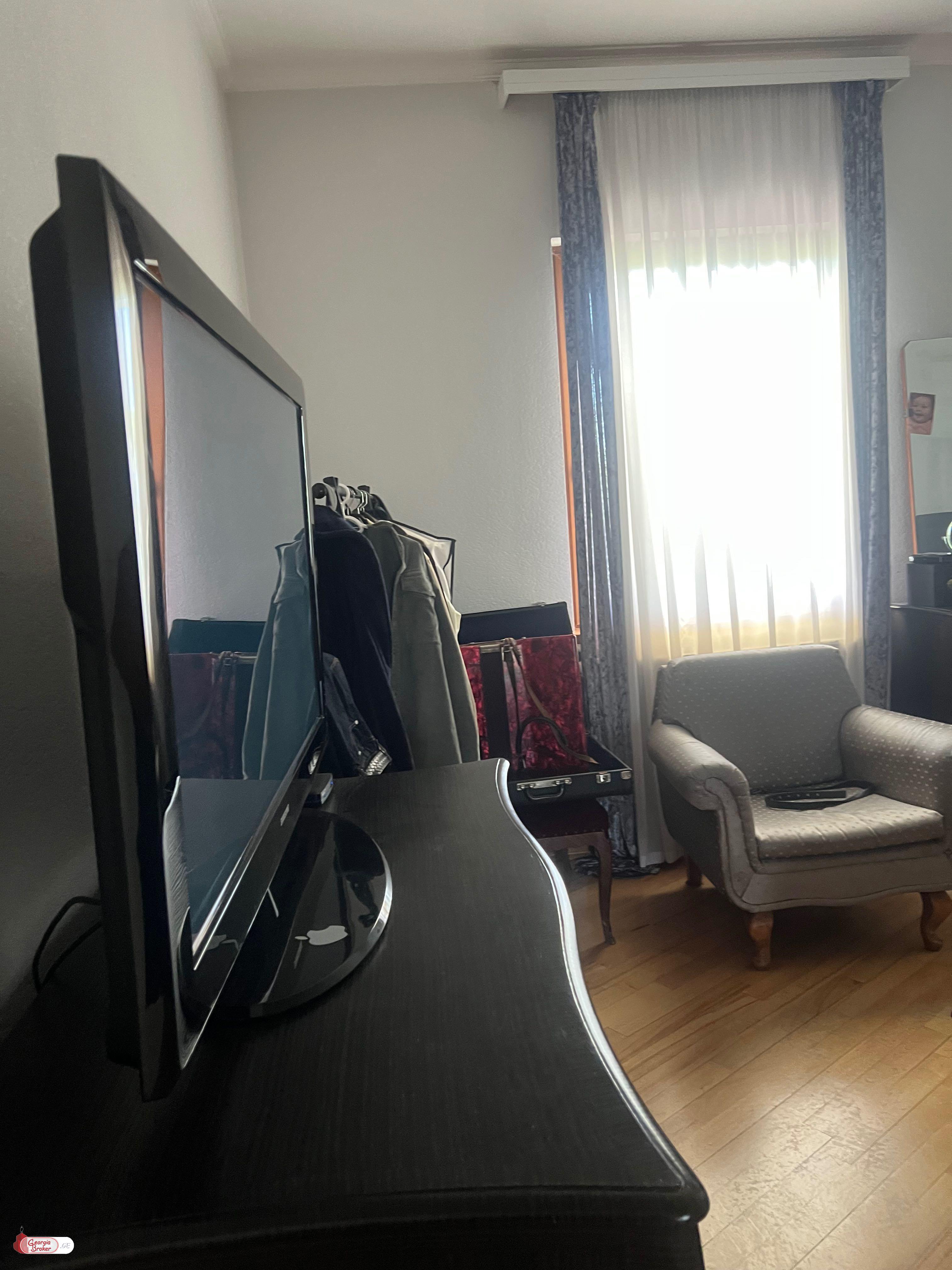 nearly repaired 4-room apartment for sale