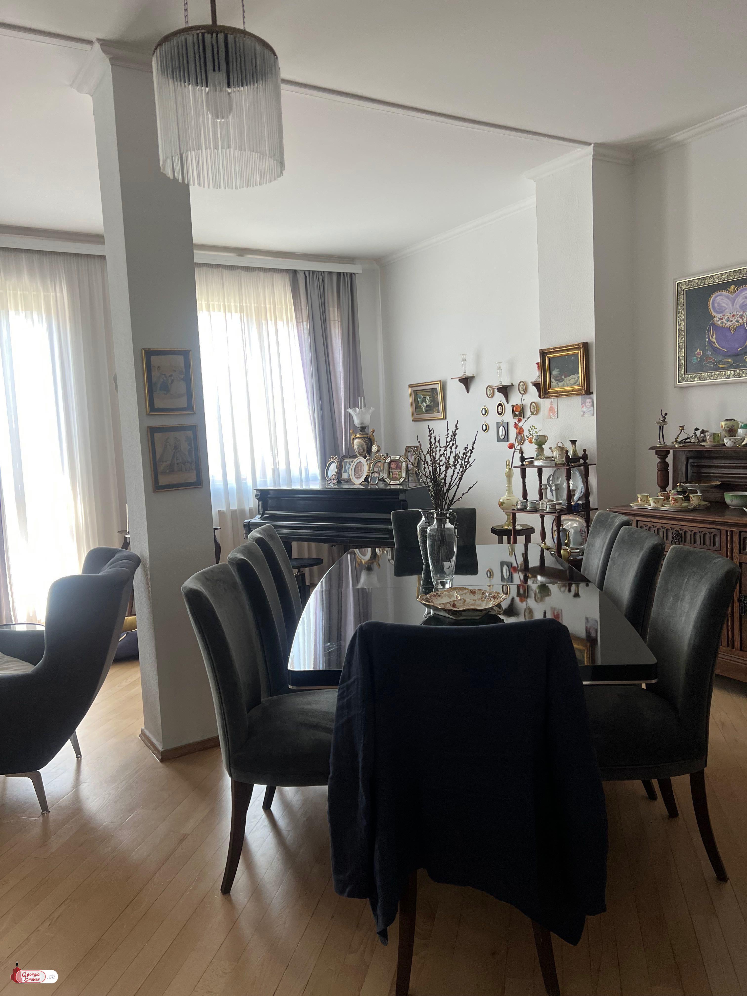 nearly repaired 4-room apartment for sale