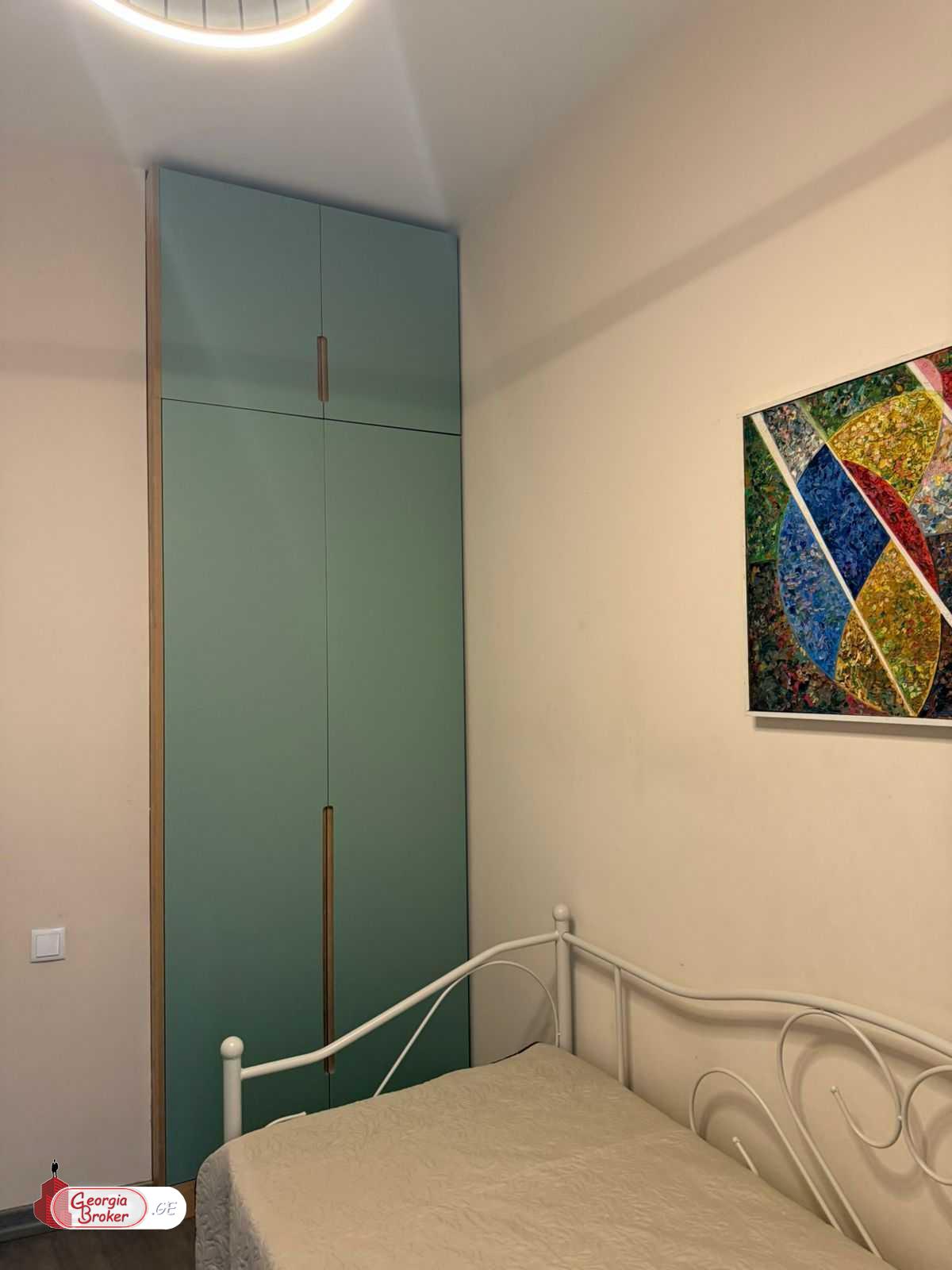 იყიდება ახალი გარემონტებული 3 ოთახიანი ბინა