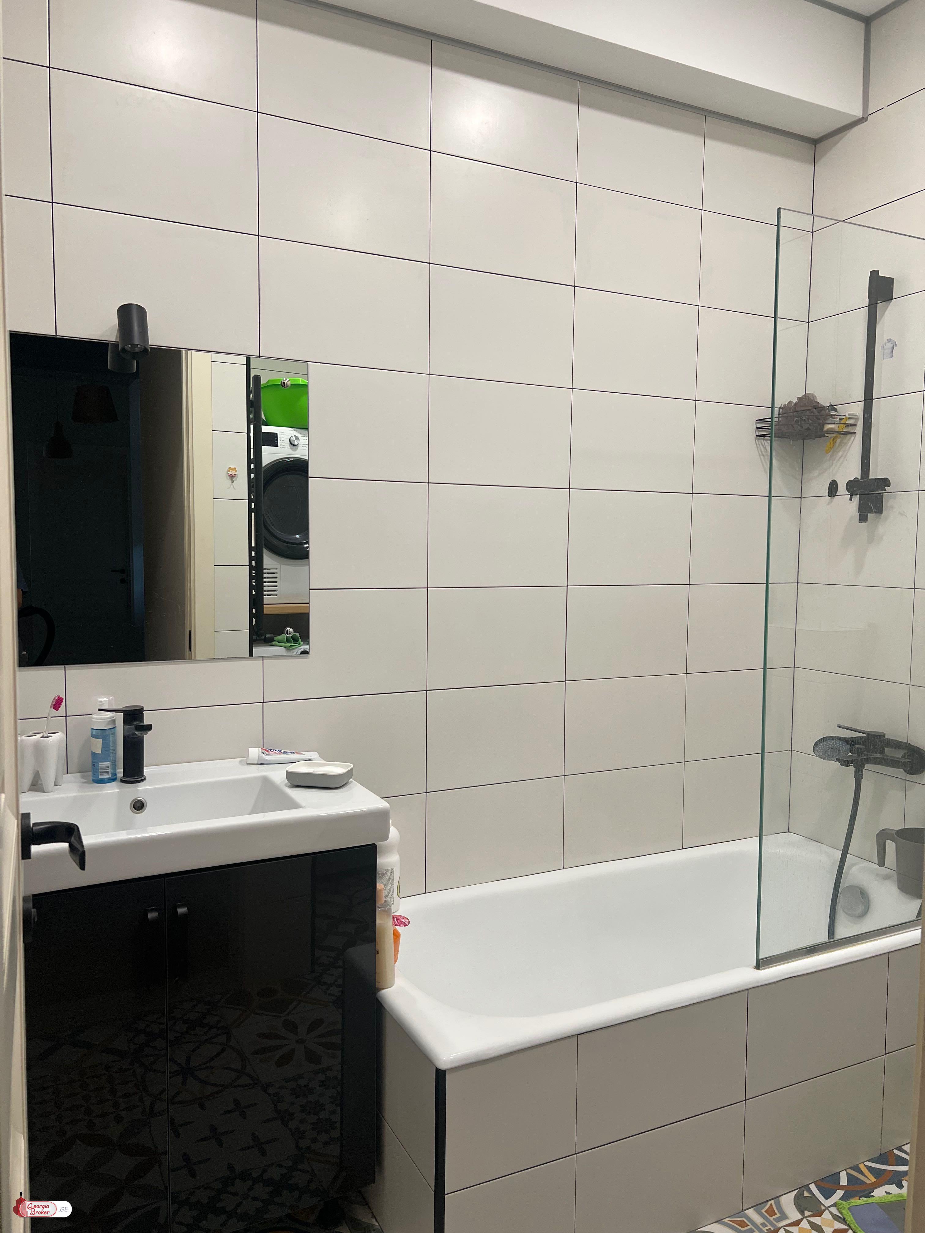 nearly repaired 4-room apartment for sale