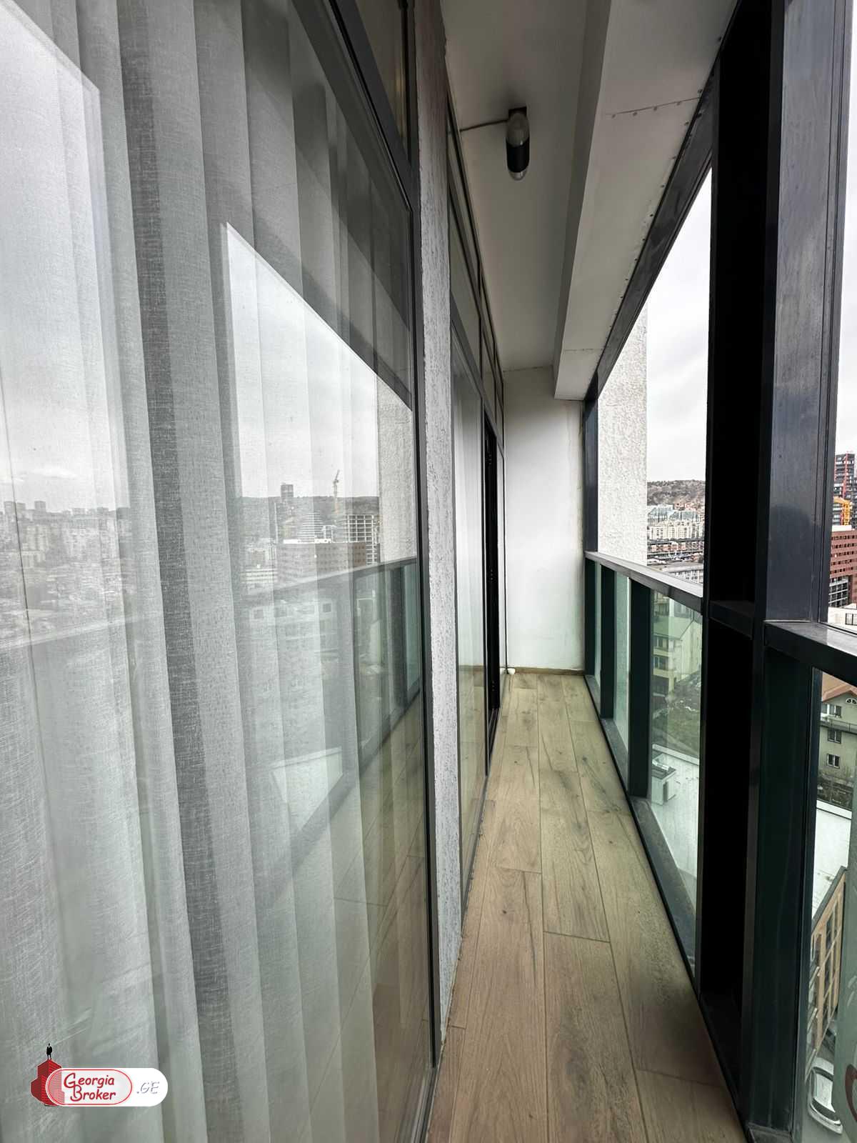 nearly repaired 3-room apartment for sale