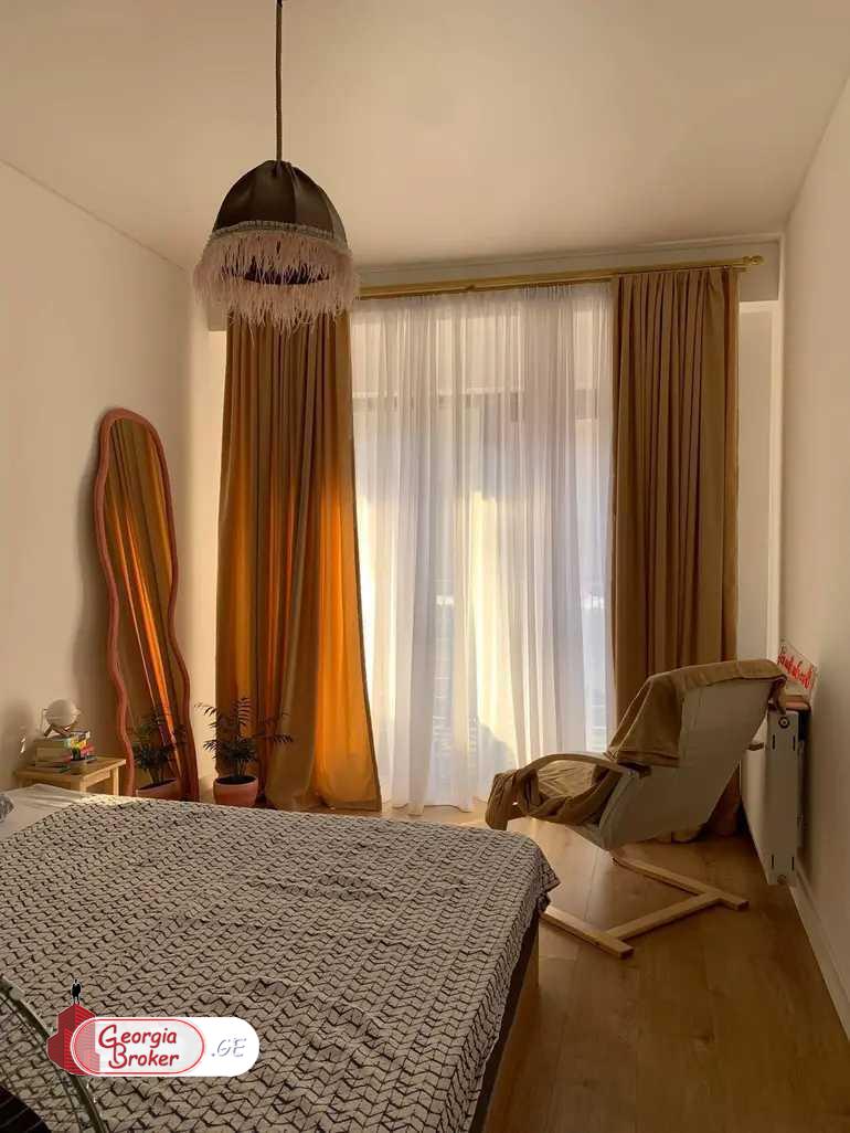 იყიდება ახალი გარემონტებული 2 ოთახიანი ბინა