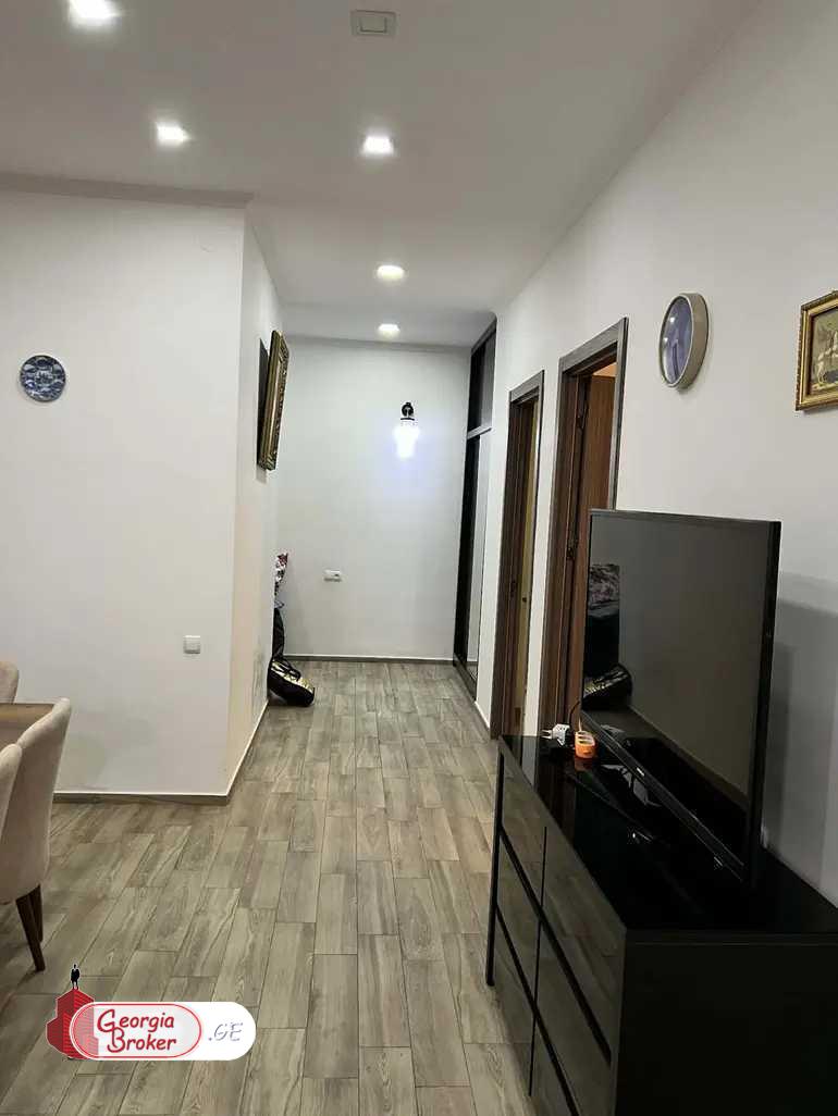 nearly repaired 3-room apartment for sale