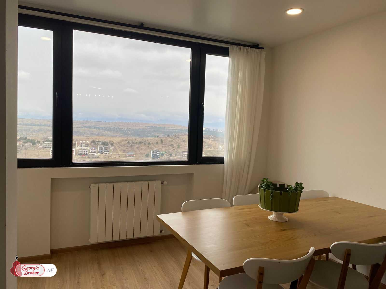 nearly repaired 3-room apartment for sale