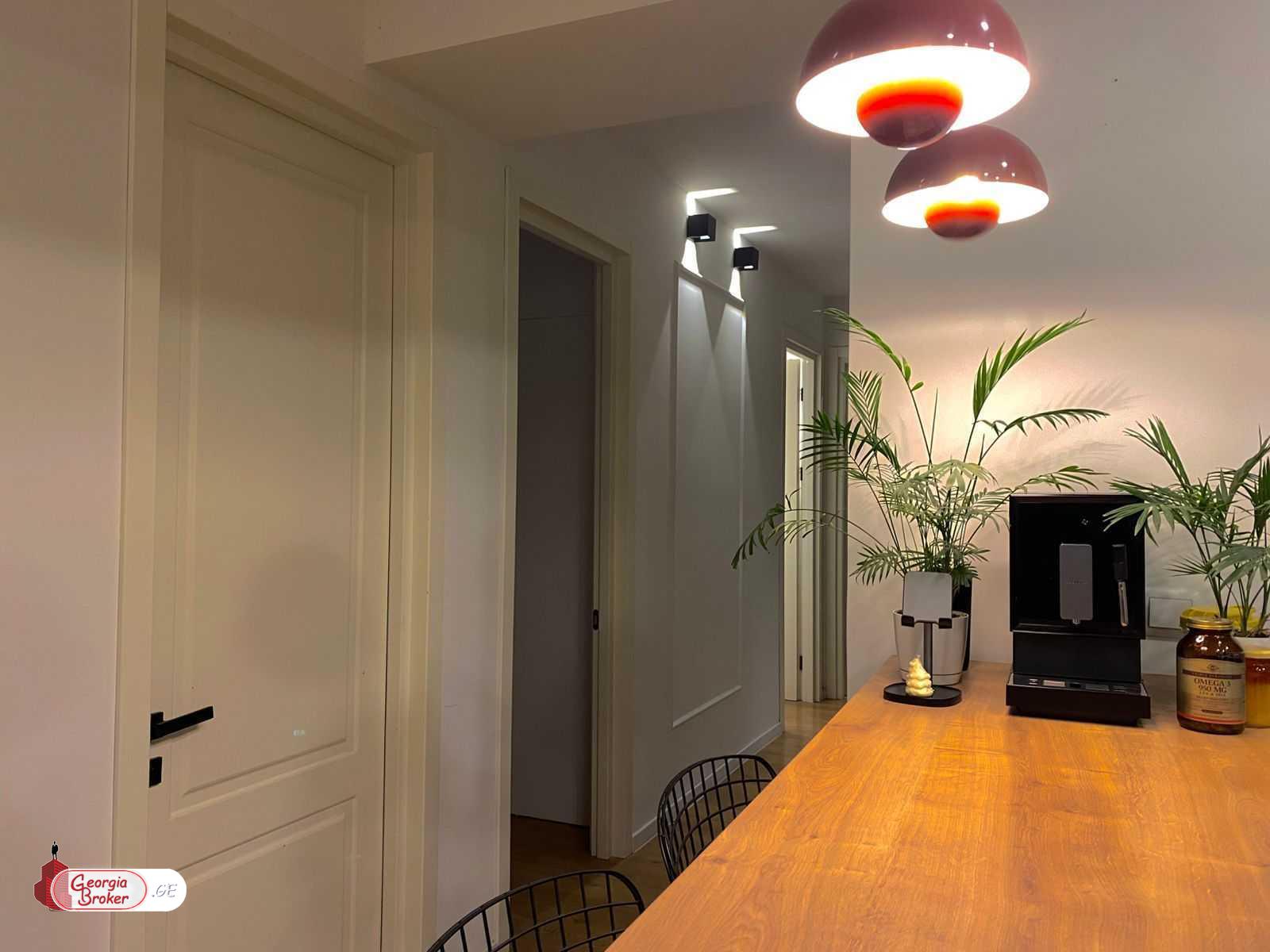 nearly repaired 5-room apartment for sale