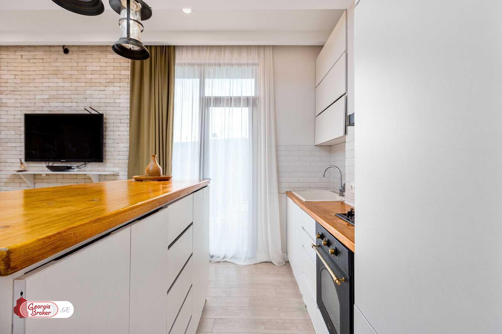 nearly repaired 4-room apartment for sale