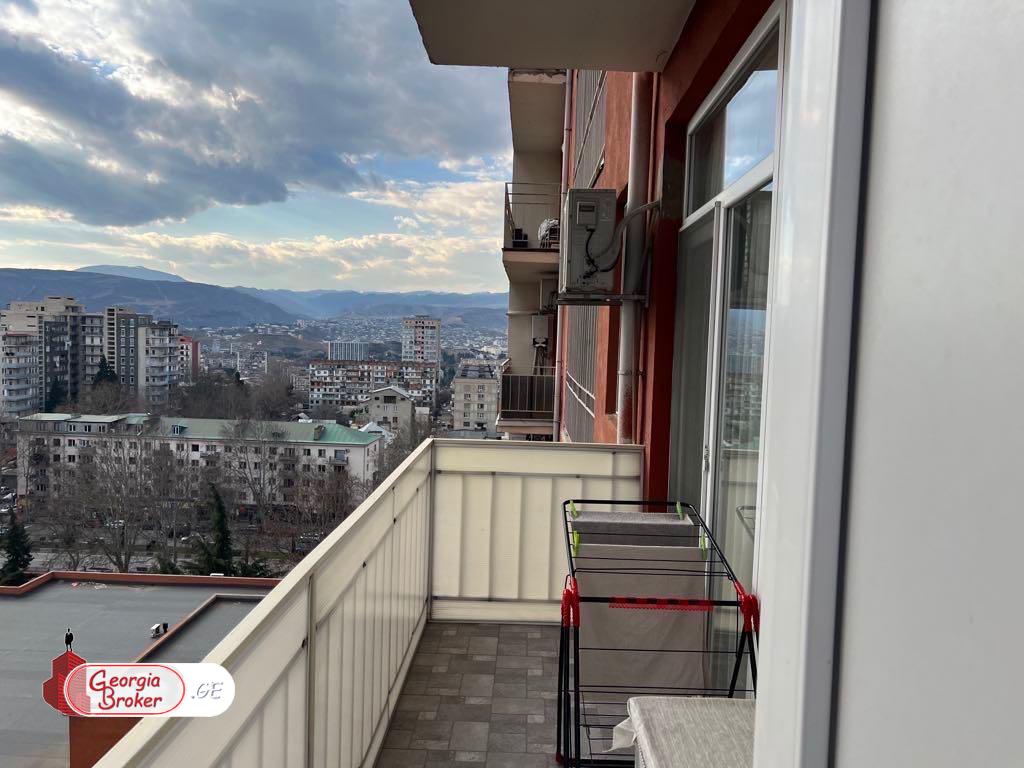 იყიდება ახალი გარემონტებული 2 ოთახიანი ბინა