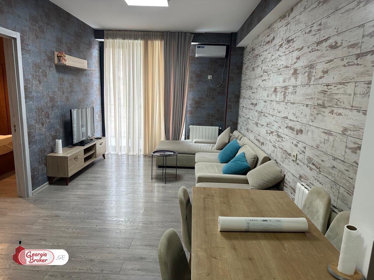 იყიდება ახალი გარემონტებული 2 ოთახიანი ბინა