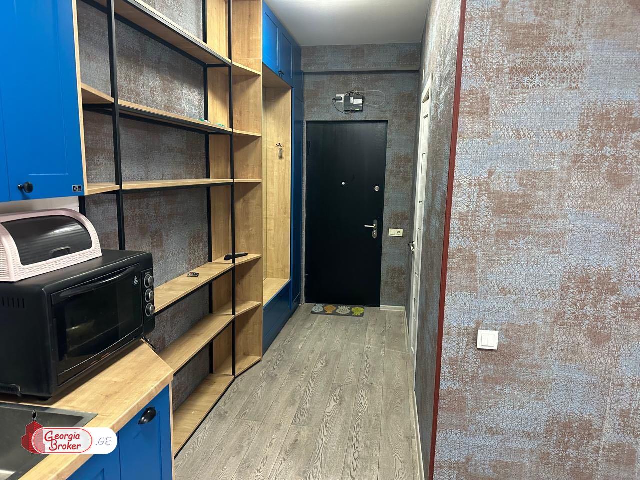 იყიდება ახალი გარემონტებული 2 ოთახიანი ბინა