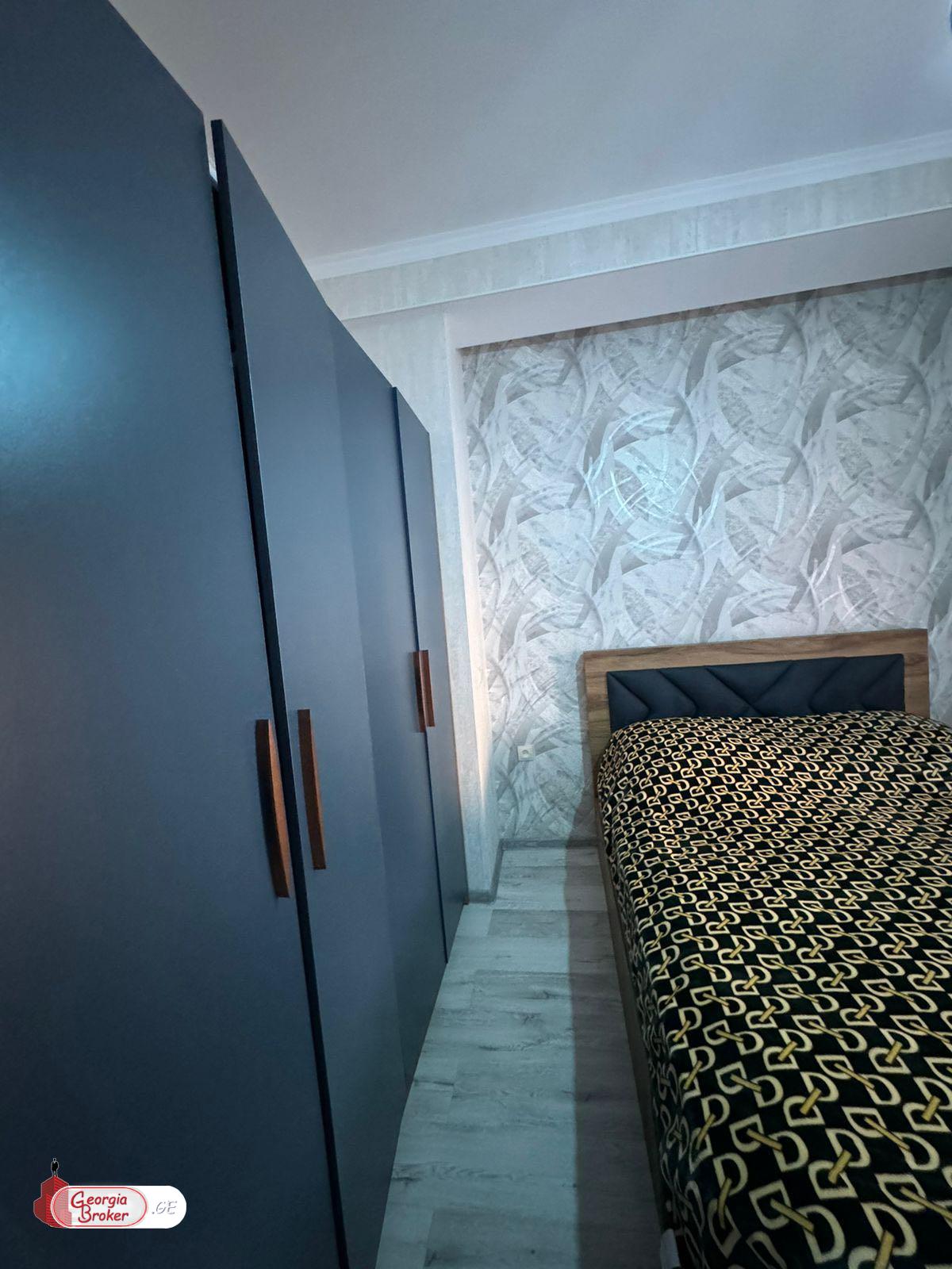 იყიდება ახალი გარემონტებული 2 ოთახიანი ბინა