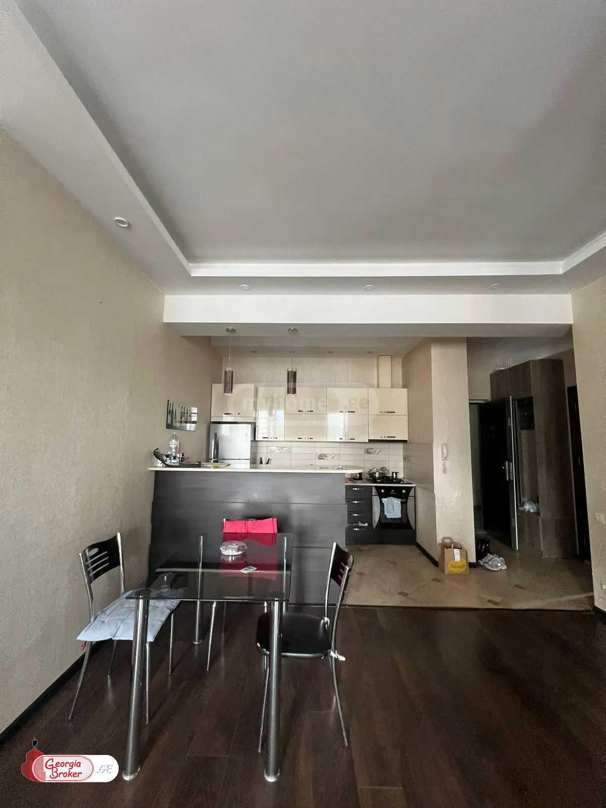 იყიდება ახალი გარემონტებული 3 ოთახიანი ბინა