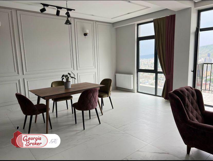 იყიდება ახალი გარემონტებული 4 ოთახიანი ბინა