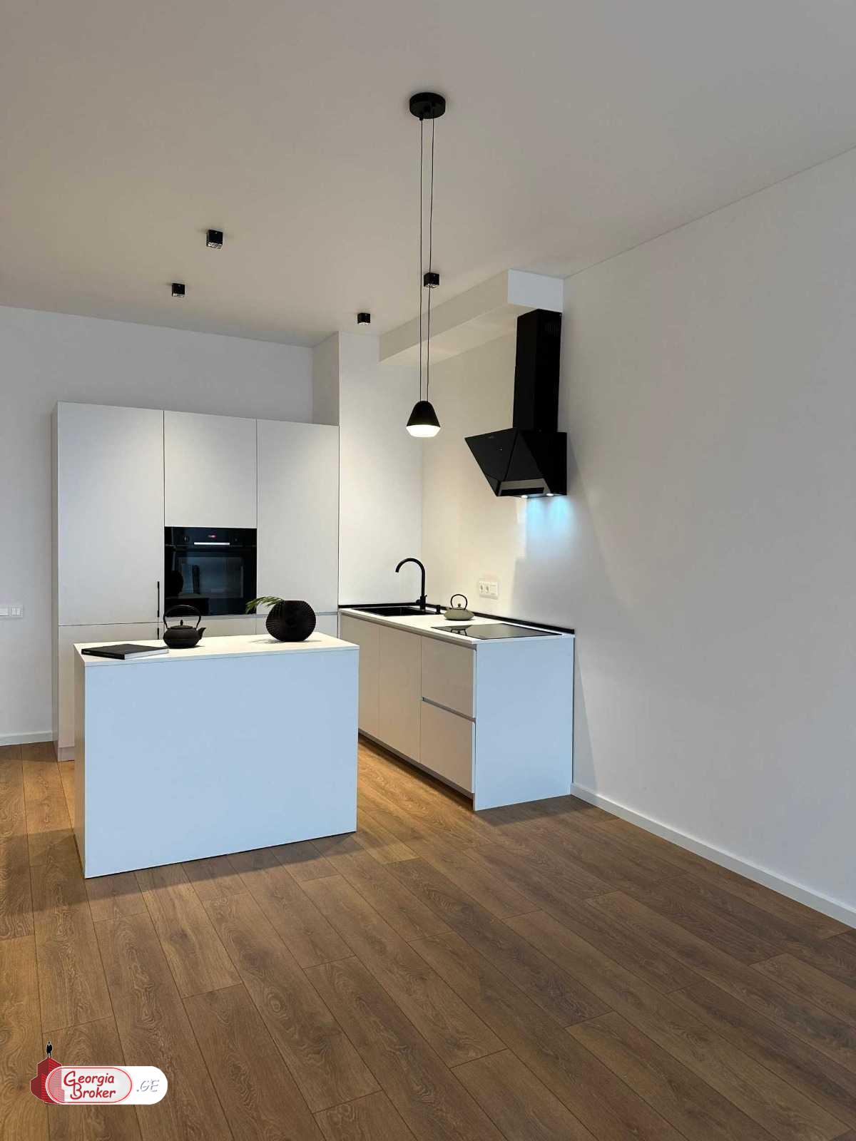 იყიდება ახალი გარემონტებული 2 ოთახიანი ბინა